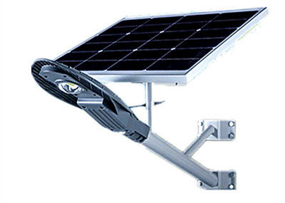 50W 100W COB Solar Powered LED Street Lights High Brightness 110lm - 120lm / W